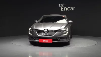Renault SM6