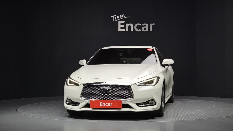 Infiniti Q60