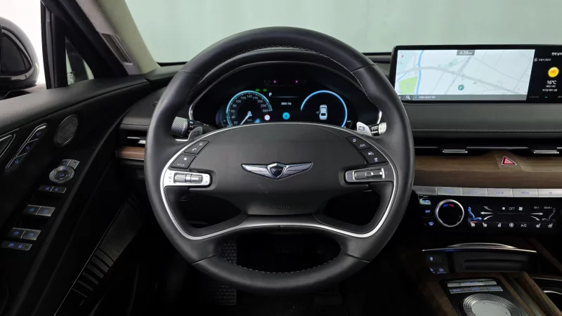 Genesis Electrified G80