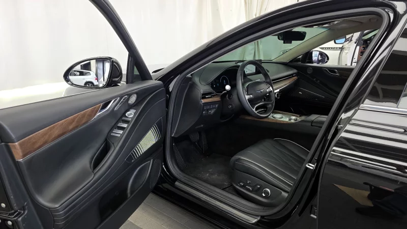 Genesis Electrified G80