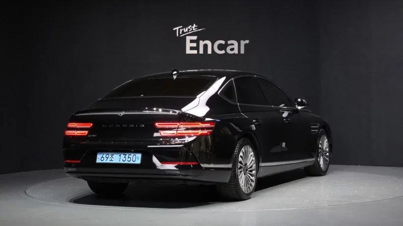Genesis Electrified G80