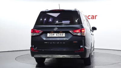 SsangYong Korando Turismo