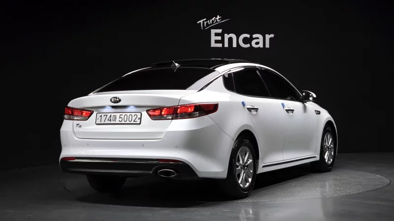 Kia K5