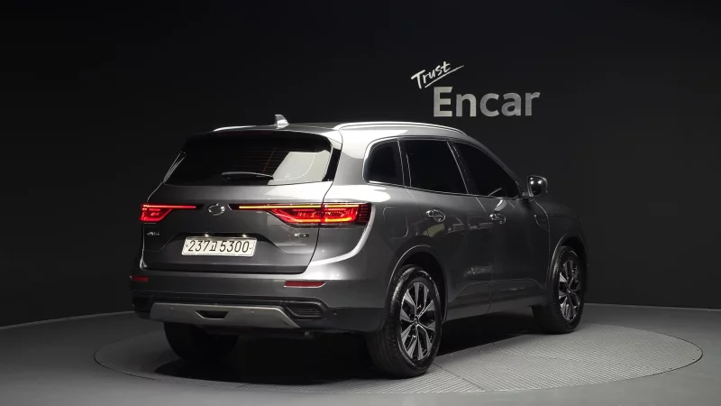 Renault QM6