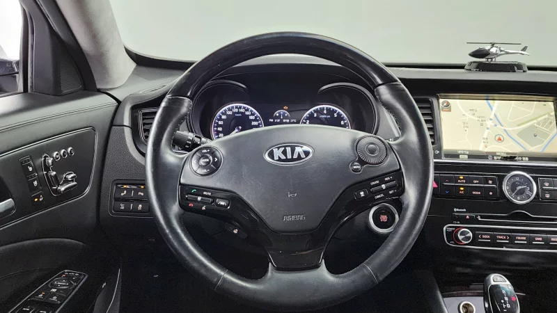 Kia K9