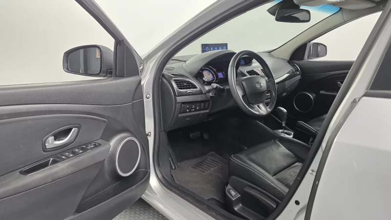 Renault SM3