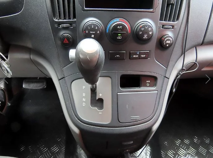 Hyundai Grand Starex