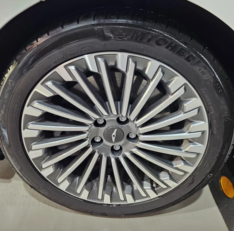 Genesis Electrified G80