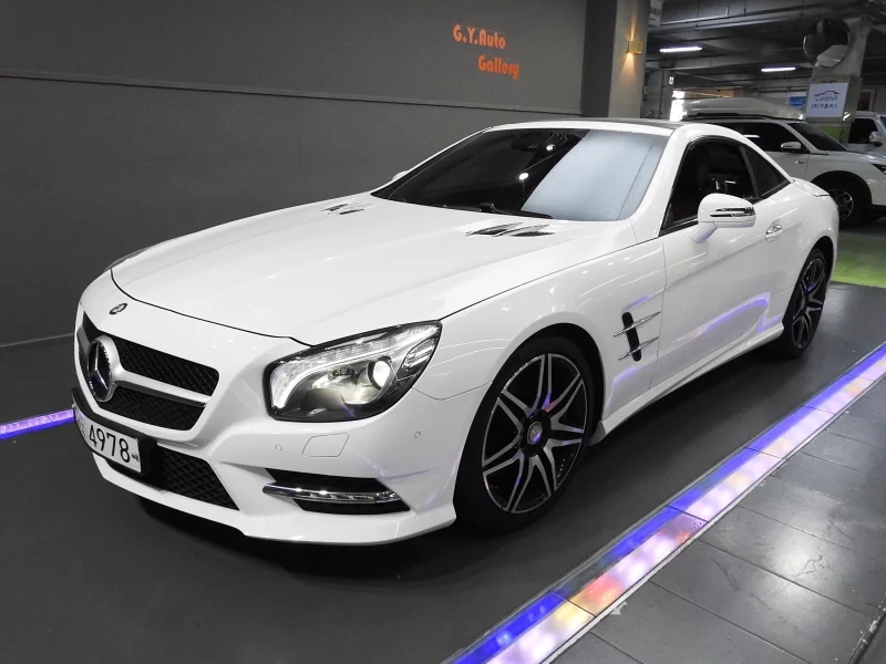 Mercedes-Benz SL-Class