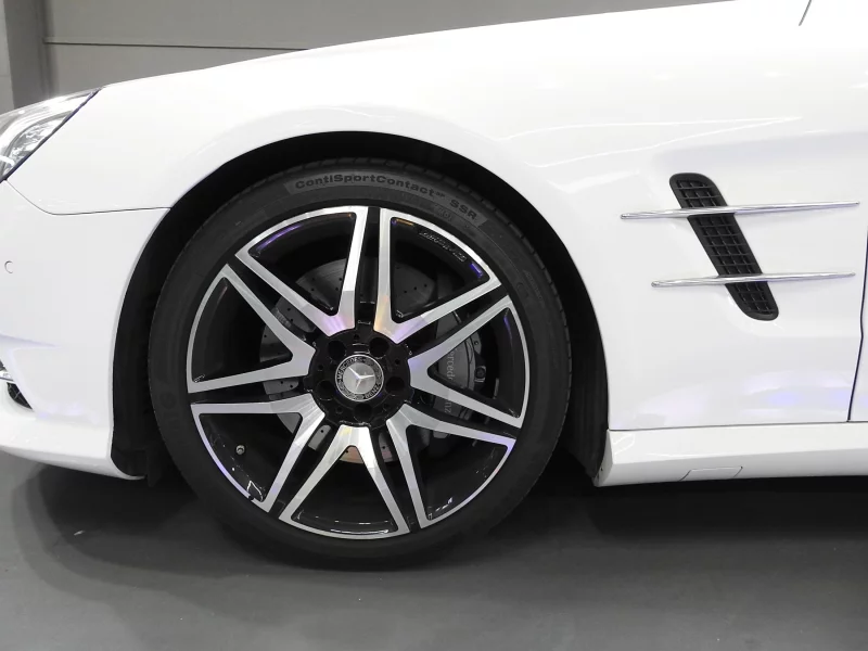 Mercedes-Benz SL-Class