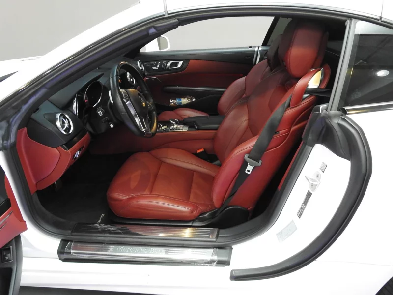 Mercedes-Benz SL-Class