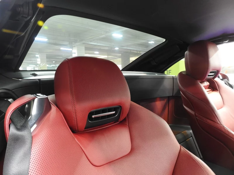 Mercedes-Benz SL-Class