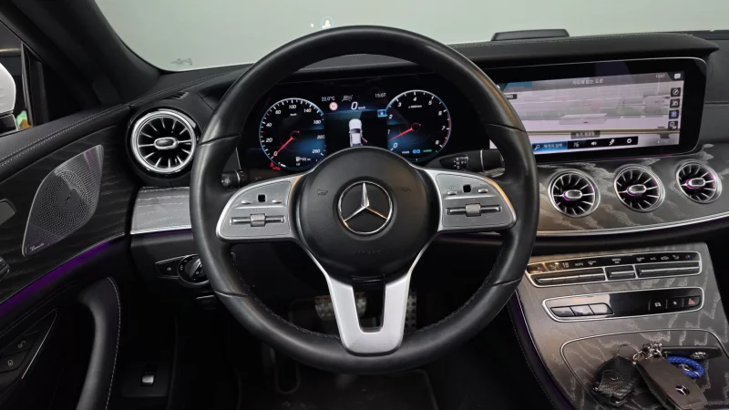 Mercedes-Benz CLS-Class