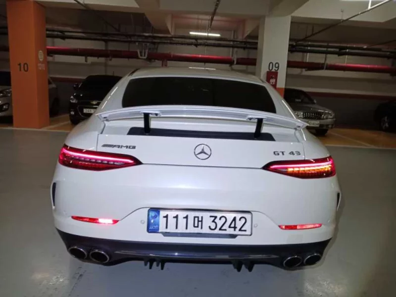 Mercedes-Benz AMG GT