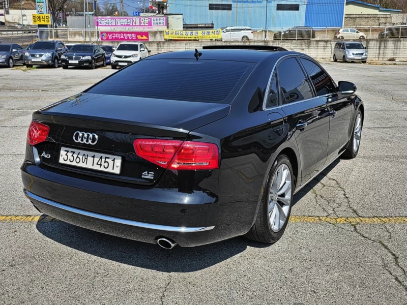 Audi A8