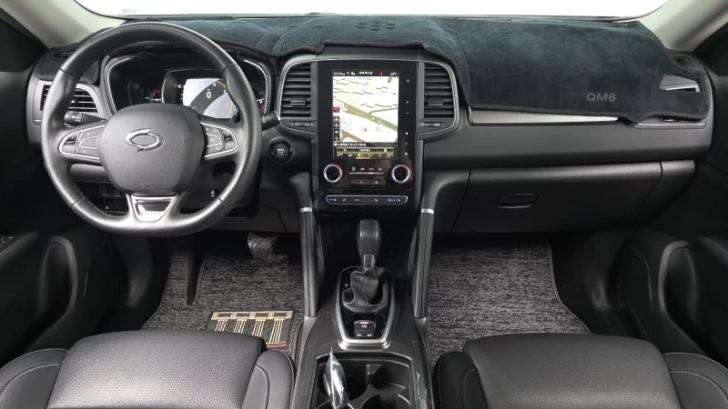 Renault QM6