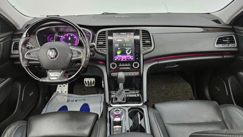 Renault SM6