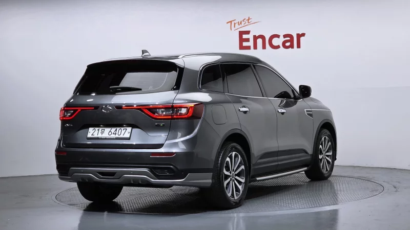 Renault QM6