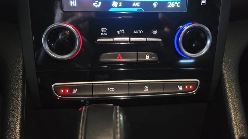 Renault SM6