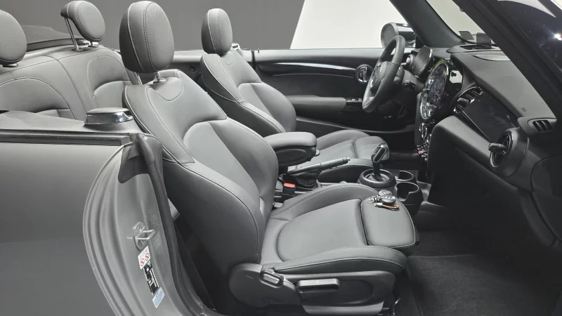 MINI Cooper Convertible