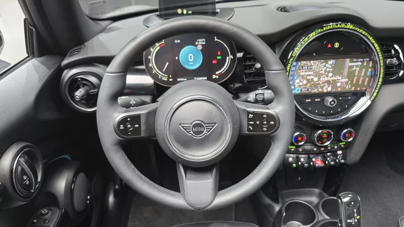 MINI Cooper Convertible