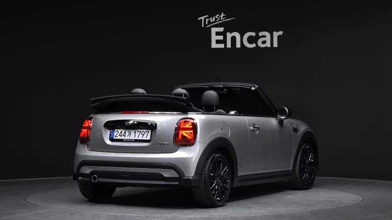 MINI Cooper Convertible