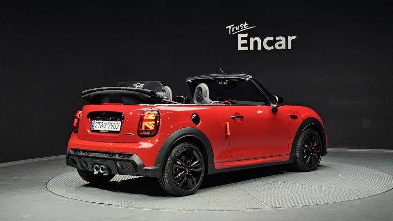 MINI Cooper Convertible