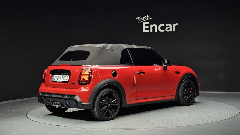 MINI Cooper Convertible