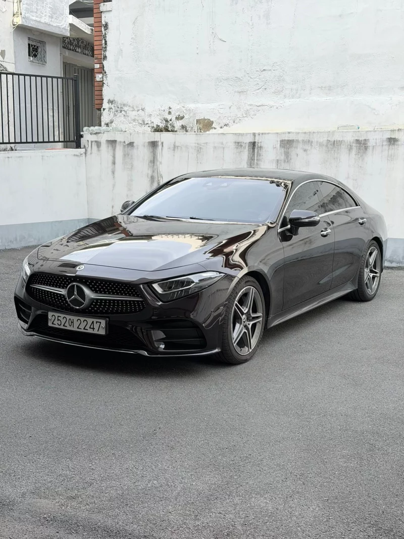 Mercedes-Benz CLS-Class