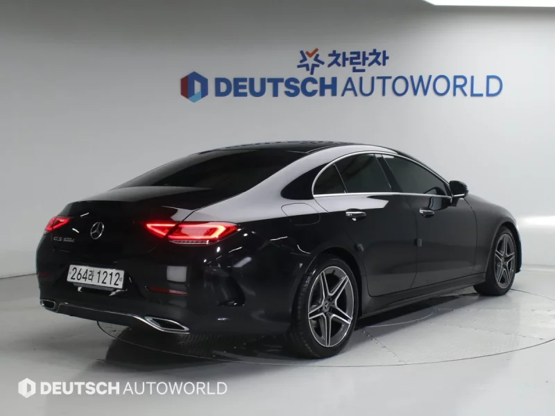 Mercedes-Benz CLS-Class