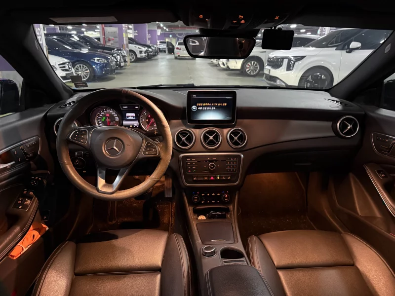 Mercedes-Benz CLA-Class