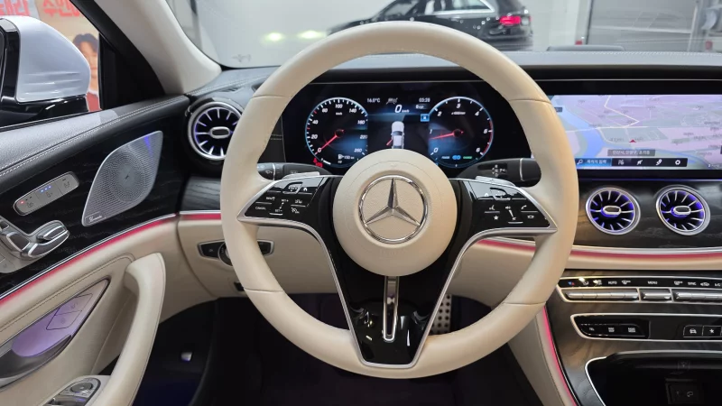 Mercedes-Benz CLS-Class