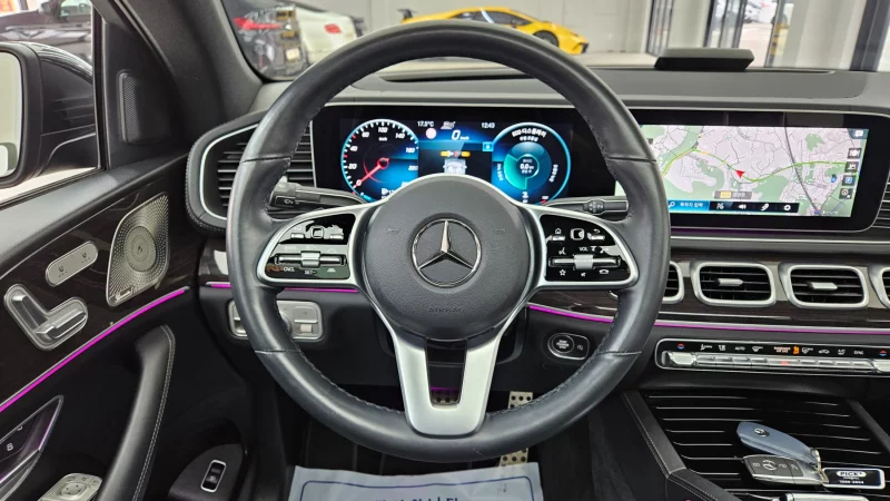 Mercedes-Benz GLE-Class