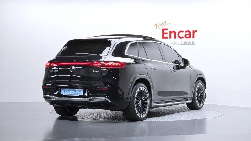 Mercedes-Benz EQS SUV