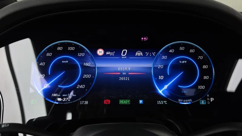 Mercedes-Benz EQS SUV