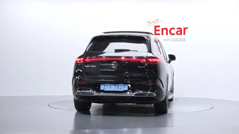 Mercedes-Benz EQS SUV