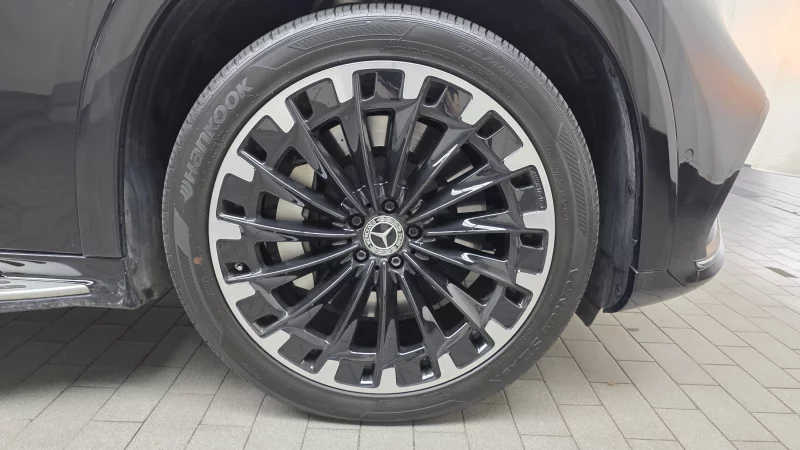 Mercedes-Benz EQS SUV