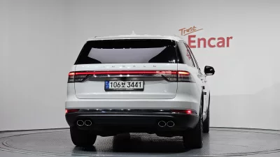 Lincoln AVIATOR