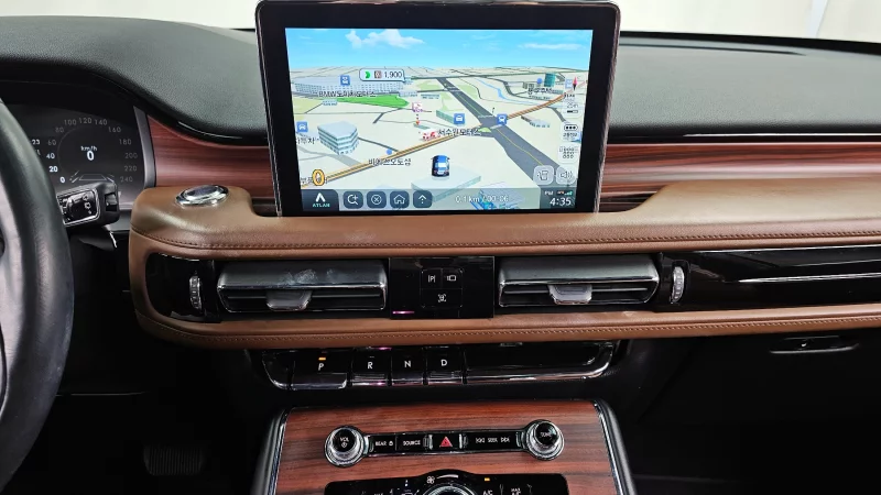 Lincoln Aviator