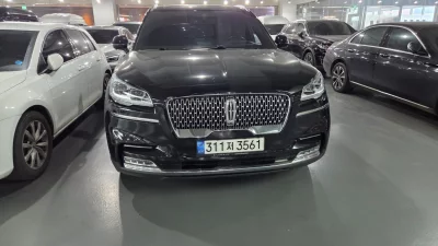 Lincoln AVIATOR
