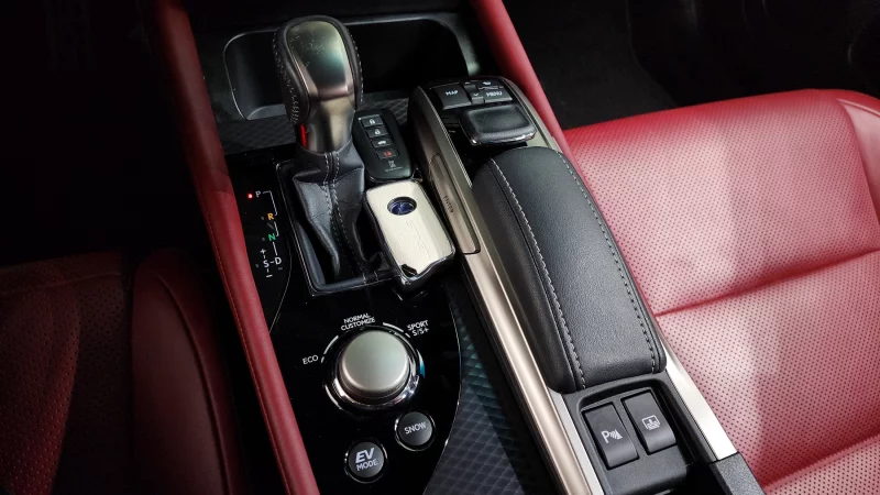 Lexus GS450h