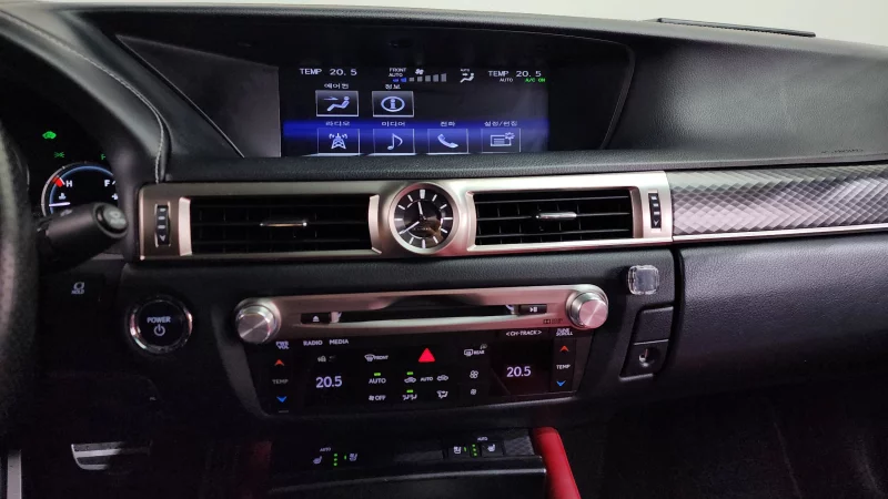 Lexus GS450h