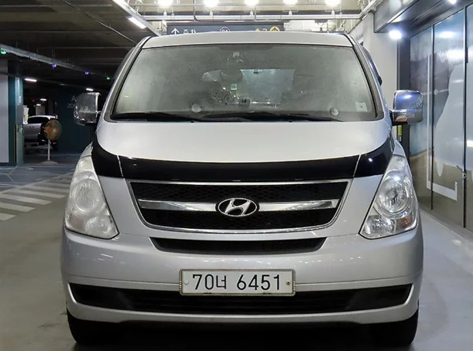 Hyundai Grand Starex