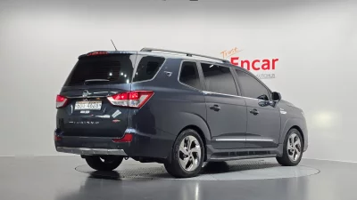 SsangYong Korando Turismo