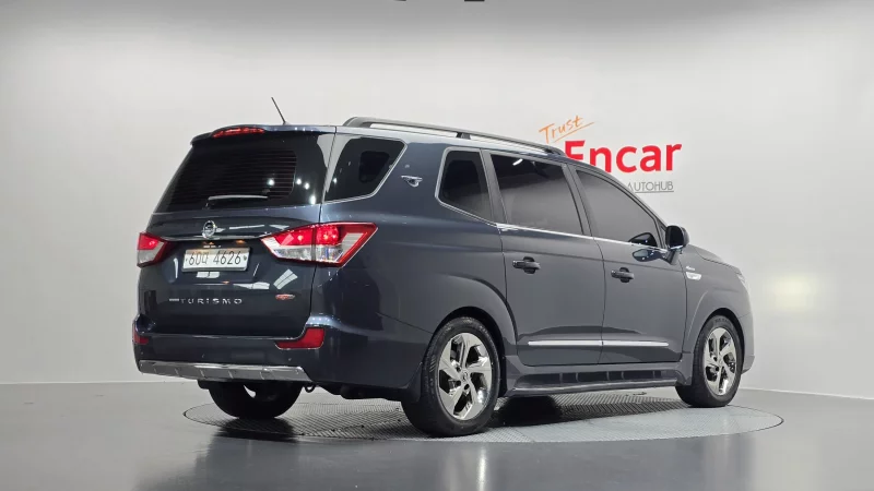 SsangYong Korando Turismo