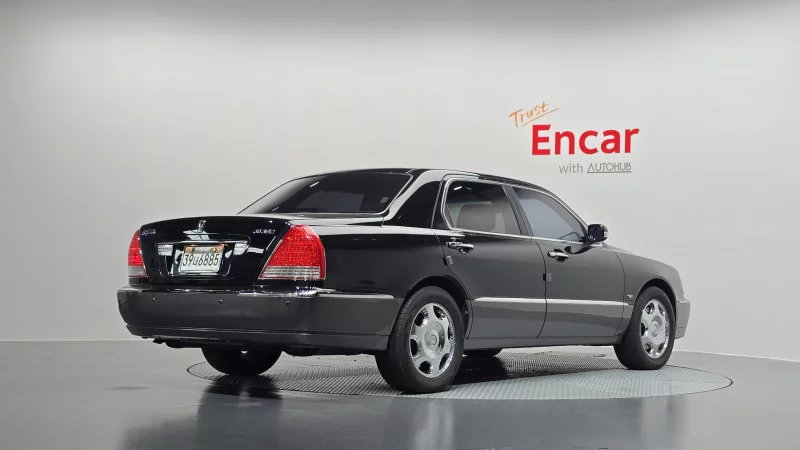 Hyundai Equus