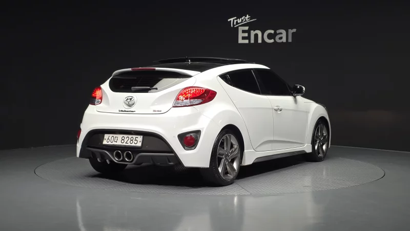 Hyundai Veloster