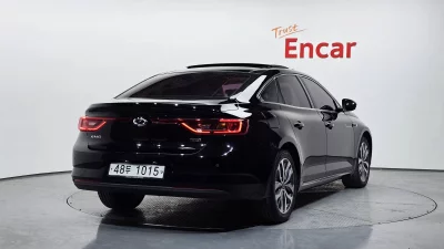 Renault SM6