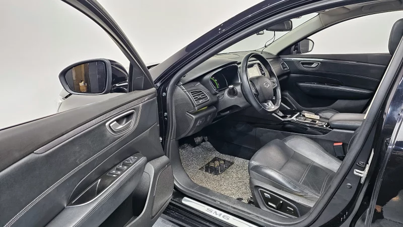 Renault Samsung SM6