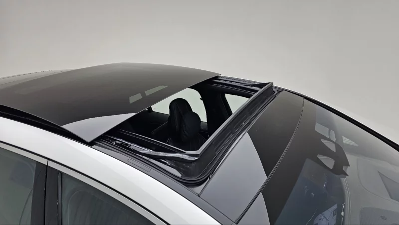 Mercedes-Benz EQS SUV